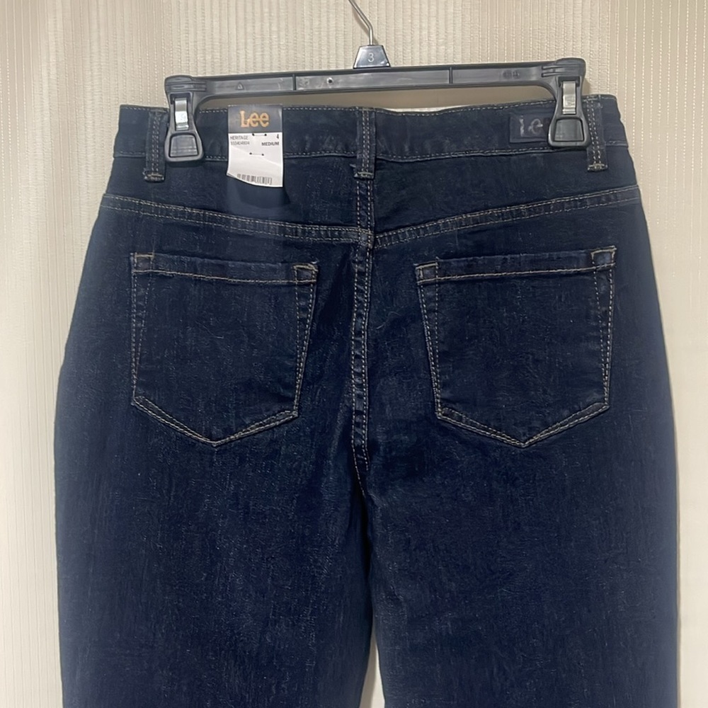 NWT LEE Women's Jeans Relaxed Fit Straight Leg High Rise Size 4 - Picture 8 of 11